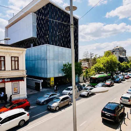 Live Where Comes Alive - Stylish 2br In Piata Romana *