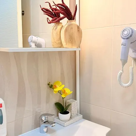 Live Where Comes Alive - Stylish 2br In Piata Romana Apartment *