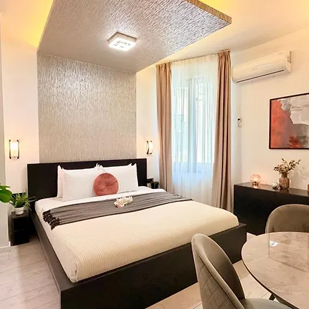 Live Where Comes Alive - Stylish 2br In Piata Romana *