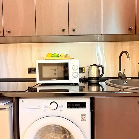 Apartment Live Where Comes Alive - Stylish 2br In Piata Romana