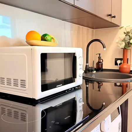 Live Where Comes Alive - Stylish 2br In Piata Romana Apartment Bucharest