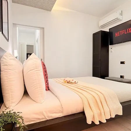 Live Where Comes Alive - Stylish 2br In Piata Romana Apartment