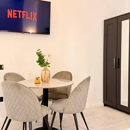 Live Where Comes Alive - Stylish 2br In Piata Romana Apartment *