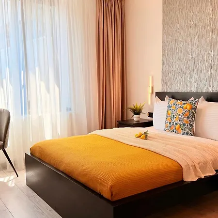 Live Where Comes Alive - Stylish 2br In Piata Romana *